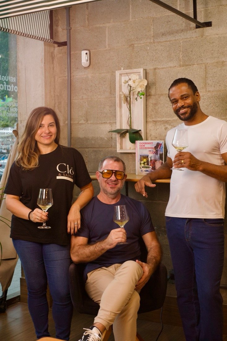 Equipe da Clô & Saint e Better Wine nos bastidores da Wine Party