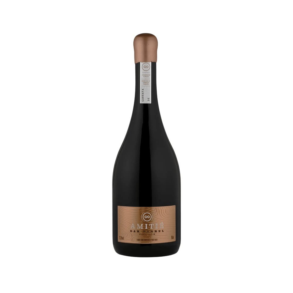 Garrafa de vinho tinto brasileiro Amitié Pinot Noir Oak Barrel